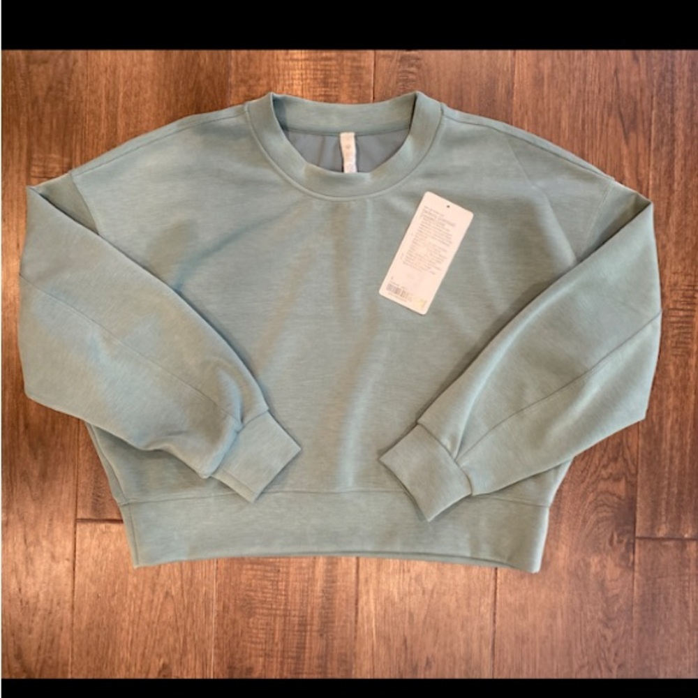 Lululemon Softstreme Perfectly Oversized Cropped Crew